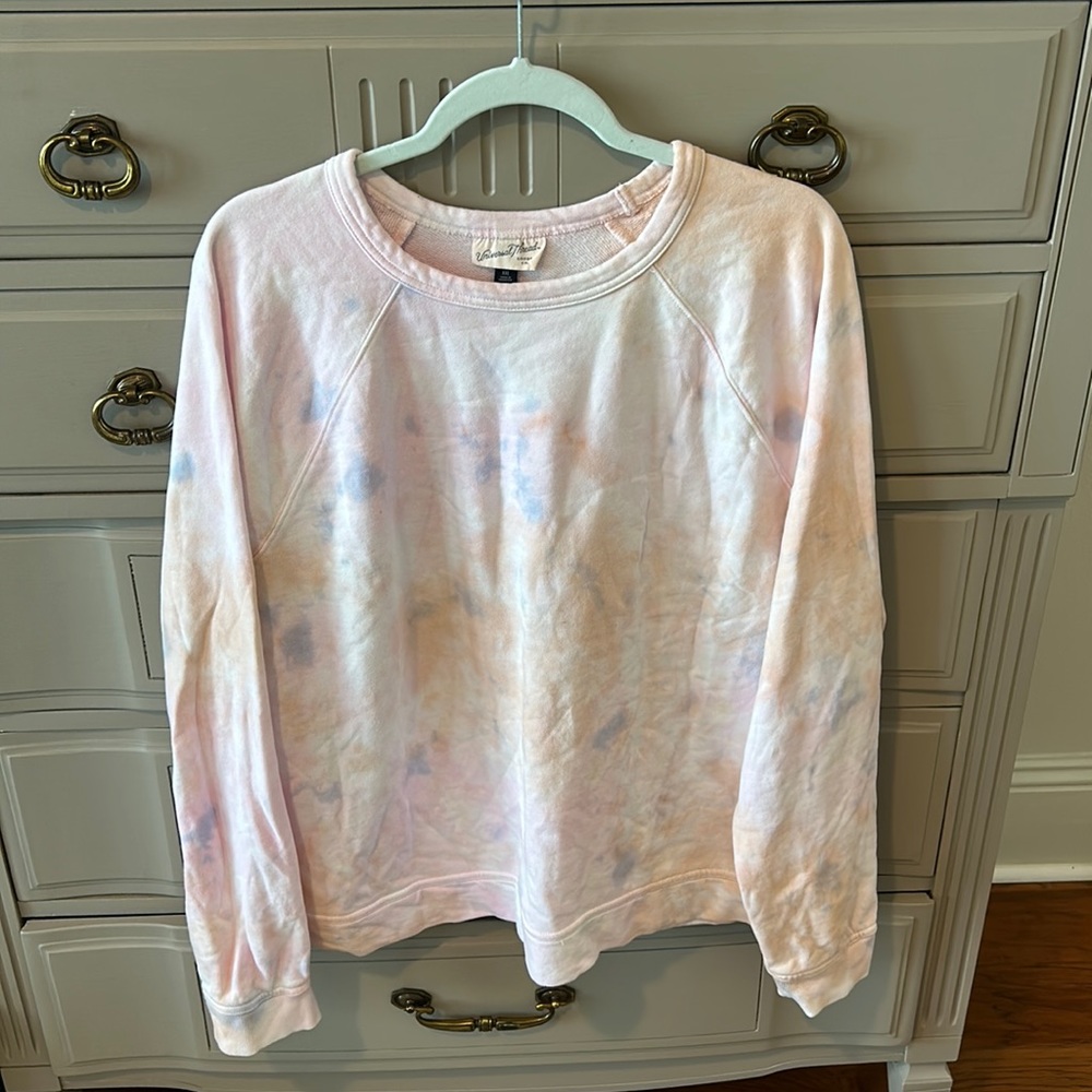 Universal threads pull over
